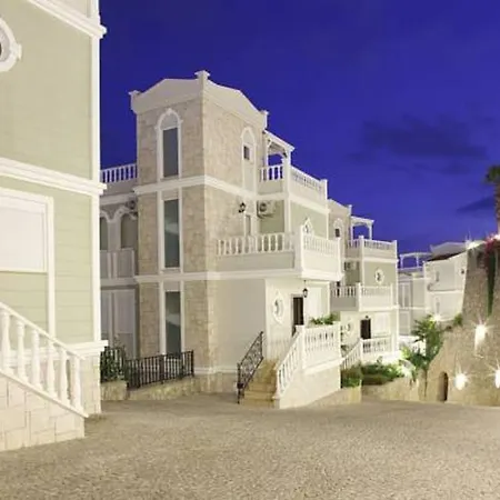 Uygun Oasis Club Konaklı