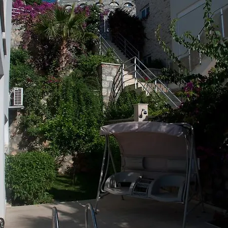 Uygun Oasis Club Konaklı