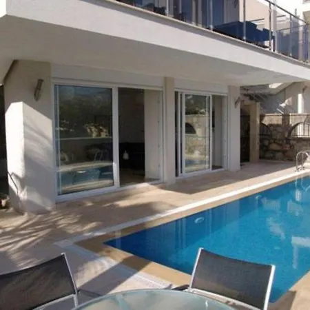 Uygun Oasis Club Villa *